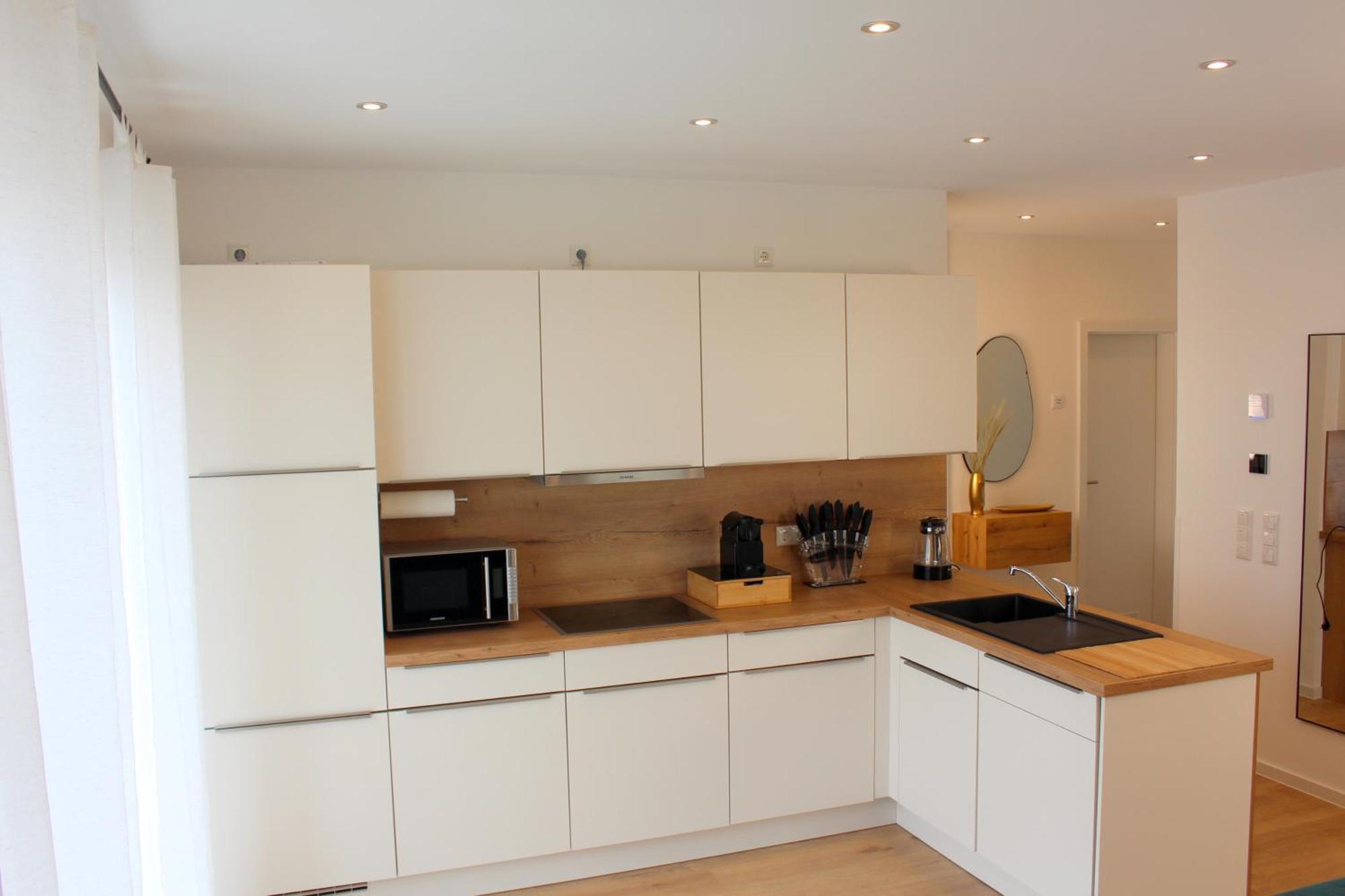Apartment Mit Voll Ausgestatetter Kueche, Badewanne, Balkon, Parkplatz Vor Dem Haus, Ruhig Gelegen, Ada4 Kulmbach Extérieur photo