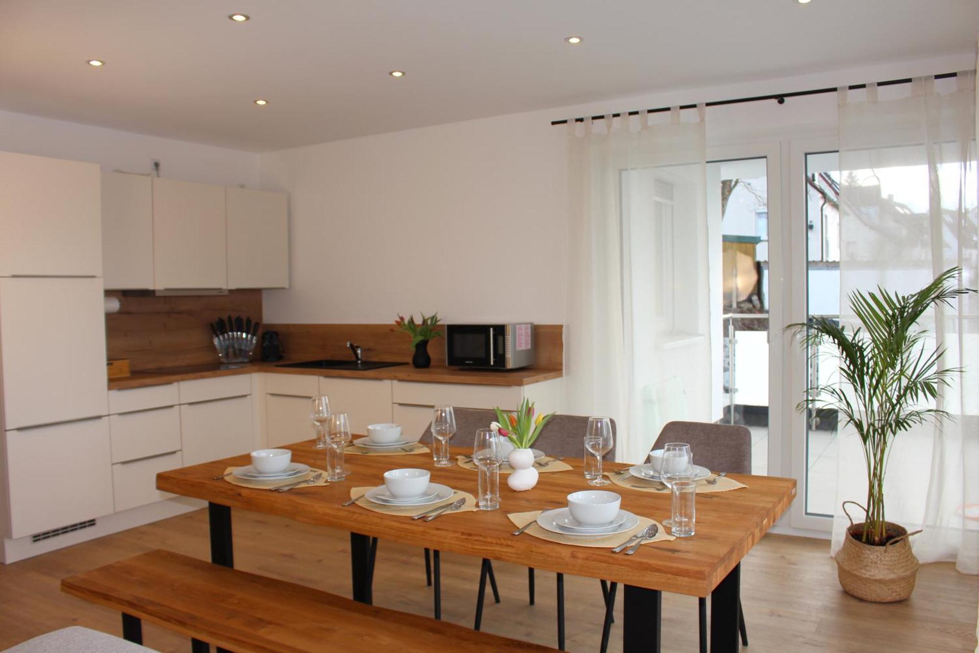 Apartment Mit Voll Ausgestatetter Kueche, Badewanne, Balkon, Parkplatz Vor Dem Haus, Ruhig Gelegen, Ada4 Kulmbach Extérieur photo